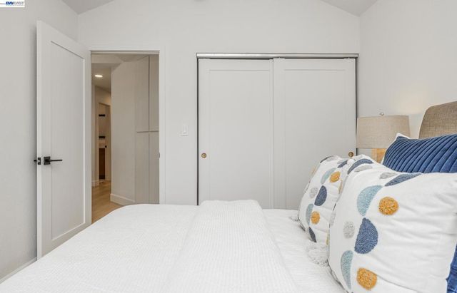 4900 Creekwood Dr, Fremont, CA 94555