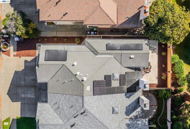 4900 Creekwood Dr, Fremont, CA 94555