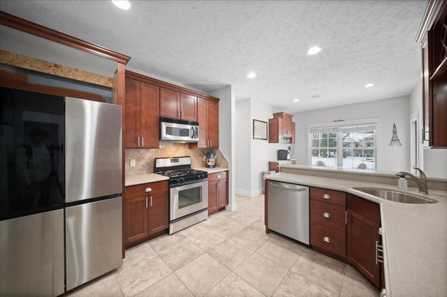 5903 Chandonnet Drive, Muskegon, MI 49444