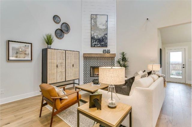 750 Indian Blanket Drive, Midlothian, TX 76065