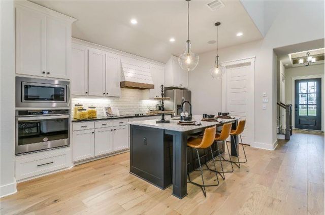 750 Indian Blanket Drive, Midlothian, TX 76065