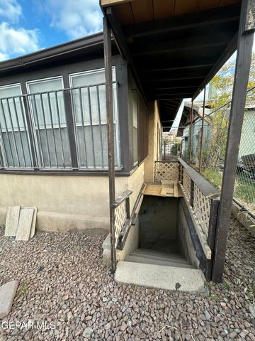 1546 Upson Dr Drive, El Paso, TX 79902