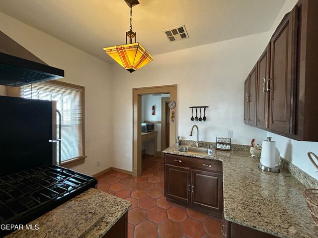 1546 Upson Dr Drive, El Paso, TX 79902