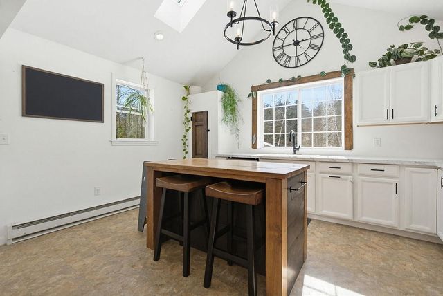 246 Cooper Hill Road, Nottingham, NH 03290