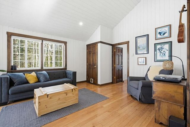 246 Cooper Hill Road, Nottingham, NH 03290