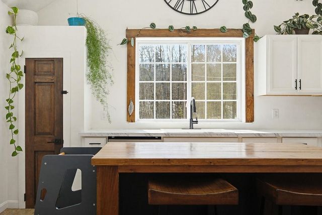 246 Cooper Hill Road, Nottingham, NH 03290