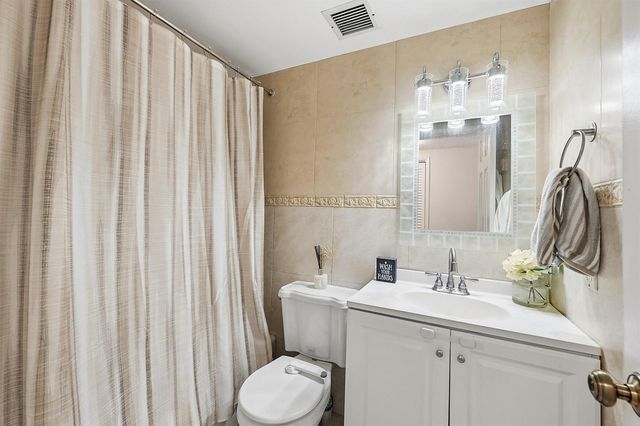 4400 Hillcrest Drive 719c, Hollywood, FL 33021