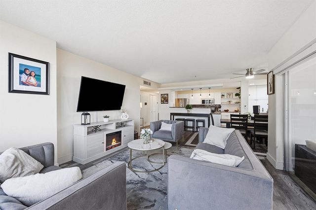 4400 Hillcrest Drive 719c, Hollywood, FL 33021