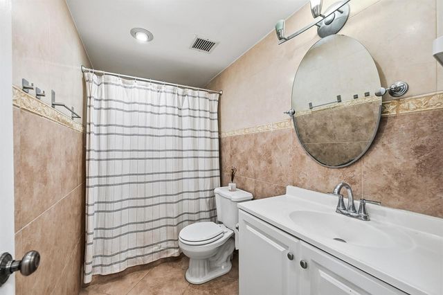4400 Hillcrest Drive 719c, Hollywood, FL 33021