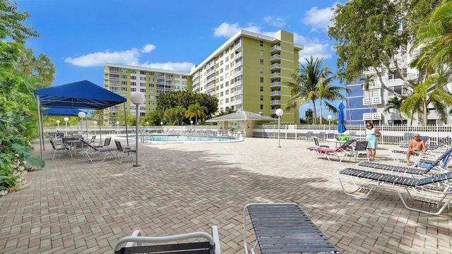 4400 Hillcrest Drive 719c, Hollywood, FL 33021