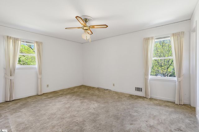 814 Mountain Vew Court, Greer, SC 29651