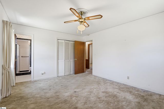 814 Mountain Vew Court, Greer, SC 29651