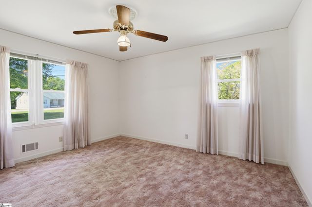 814 Mountain Vew Court, Greer, SC 29651