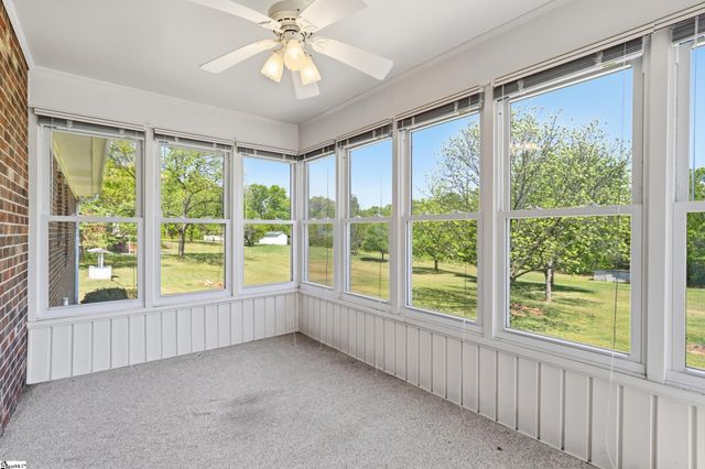 814 Mountain Vew Court, Greer, SC 29651