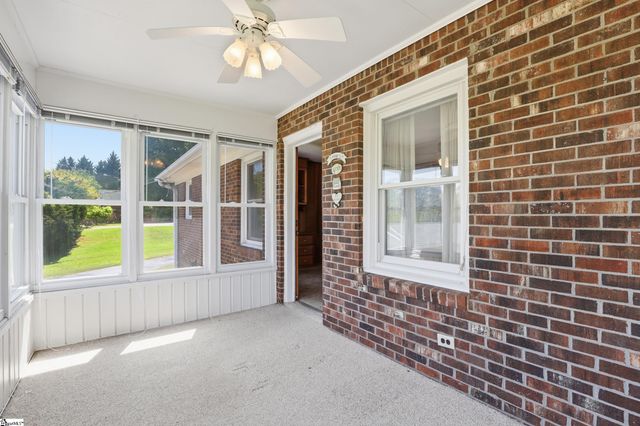 814 Mountain Vew Court, Greer, SC 29651