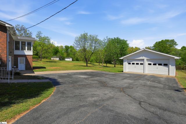 814 Mountain Vew Court, Greer, SC 29651