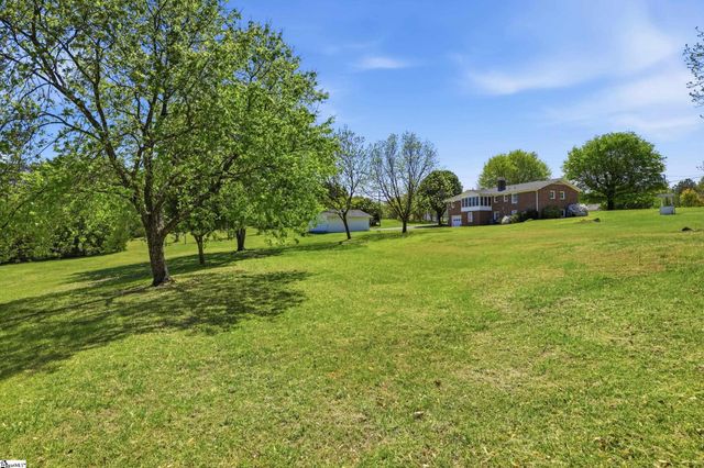 814 Mountain Vew Court, Greer, SC 29651