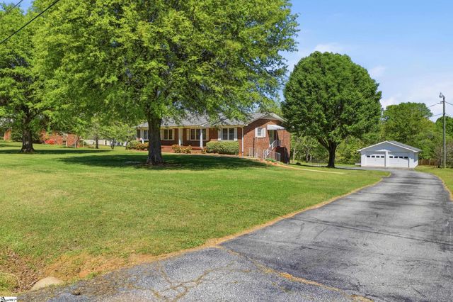 814 Mountain Vew Court, Greer, SC 29651