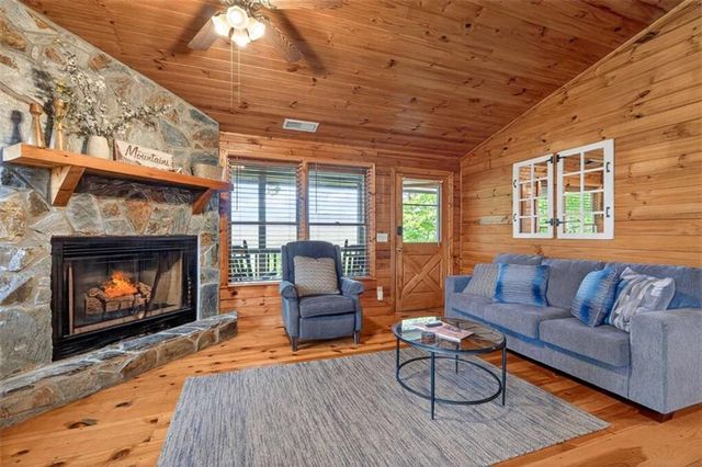 532 Cohutta Mountain Road, Blue Ridge, GA 30513