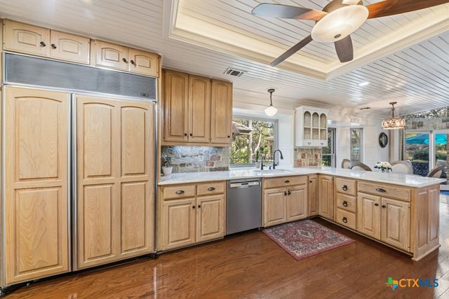 21749 Forest Waters Circle, Garden Ridge, TX 78266