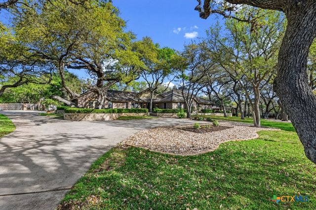 21749 Forest Waters Circle, Garden Ridge, TX 78266