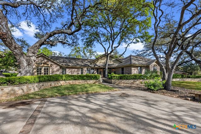 21749 Forest Waters Circle, Garden Ridge, TX 78266