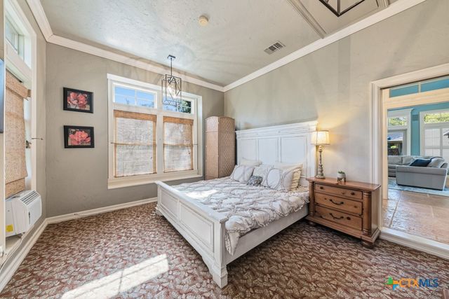 21749 Forest Waters Circle, Garden Ridge, TX 78266