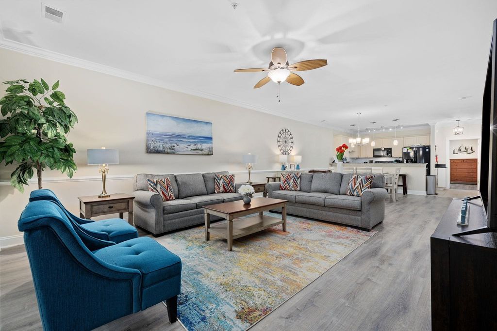 4869 Luster Leaf Cir Apt 104, Myrtle Beach, SC 29577 — photo 3