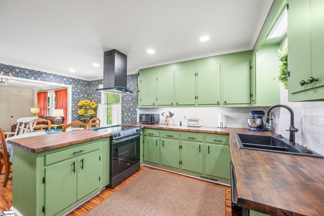 100 Griffin Mill Road, Piedmont, SC 29673