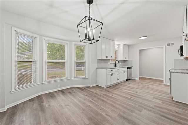 7029 Verde Drive, Kansas City, KS 66109