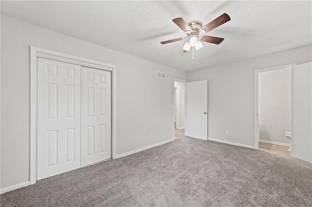 7029 Verde Drive, Kansas City, KS 66109