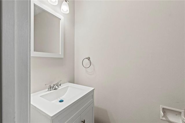 7029 Verde Drive, Kansas City, KS 66109