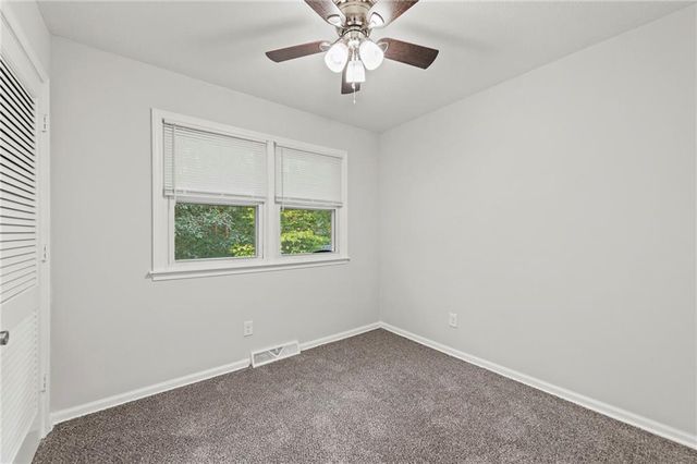 7029 Verde Drive, Kansas City, KS 66109