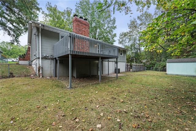 7029 Verde Drive, Kansas City, KS 66109