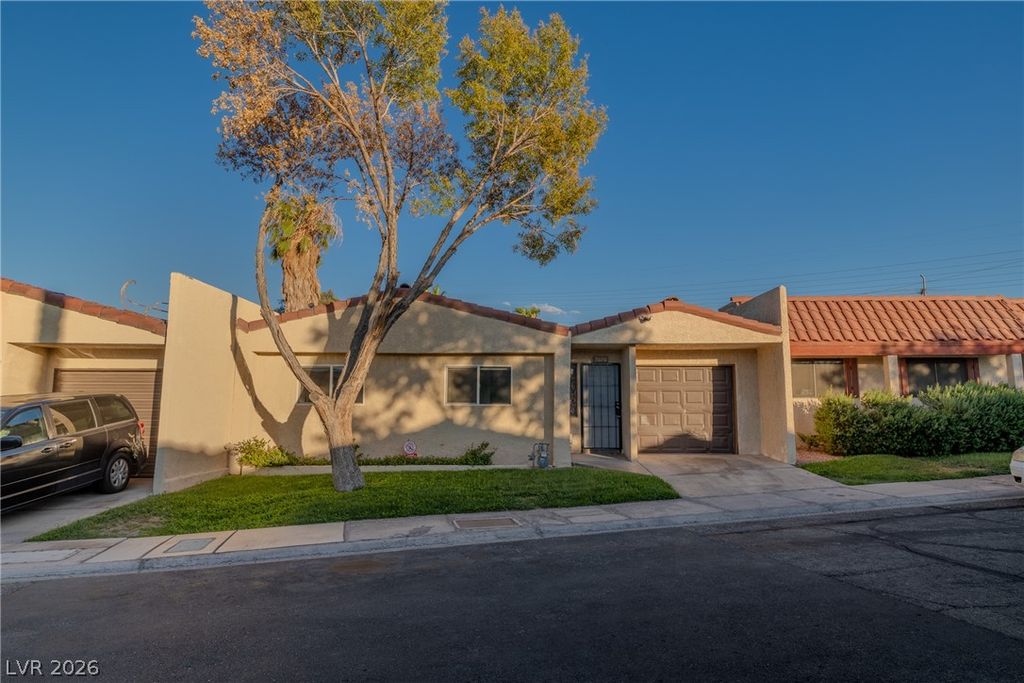 5676 Hobble Creek Drive, Las Vegas, NV 89120 — exterior
