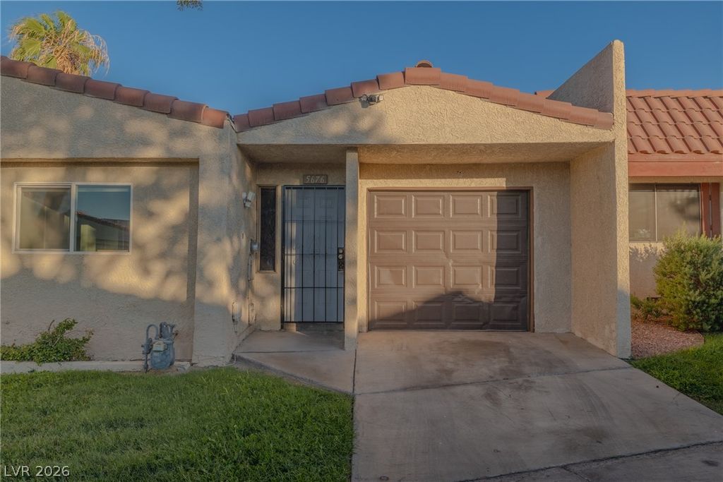 5676 Hobble Creek Drive, Las Vegas, NV 89120 — photo 3