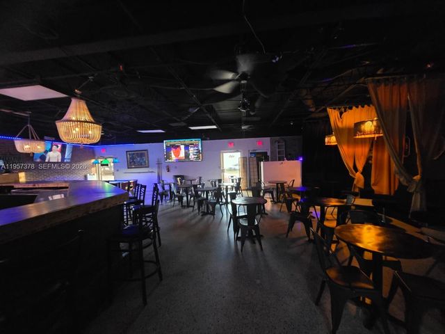 1059 NW 119th St, North Miami, FL 33168