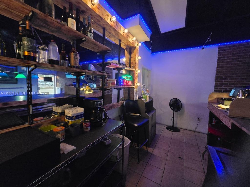 1059 NW 119th St, North Miami, FL 33168