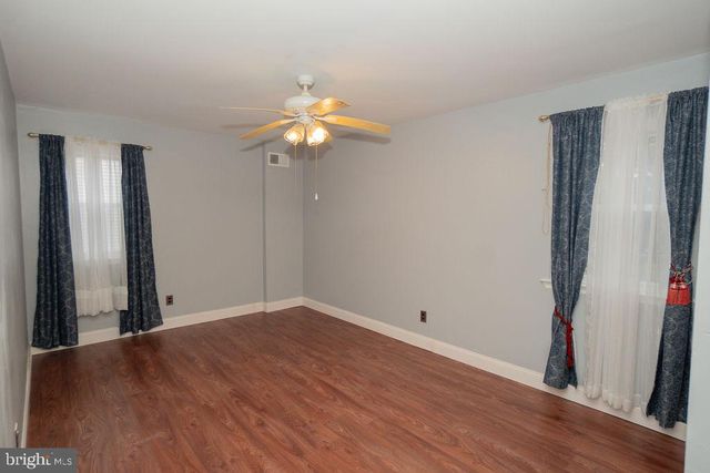 9957 SANDY RD, Philadelphia, PA 19115