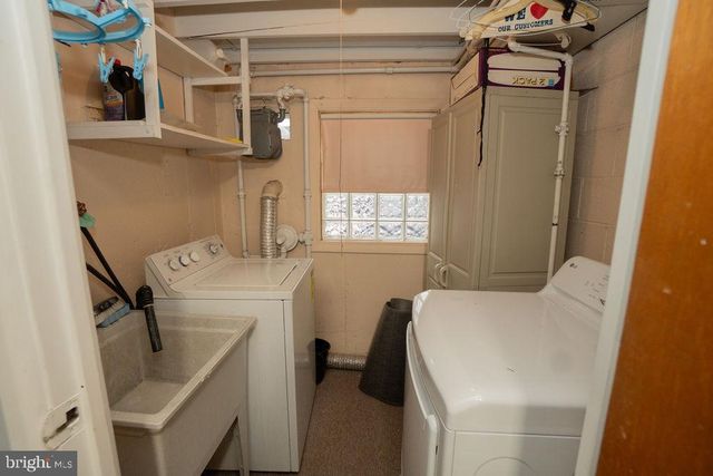 9957 SANDY RD, Philadelphia, PA 19115