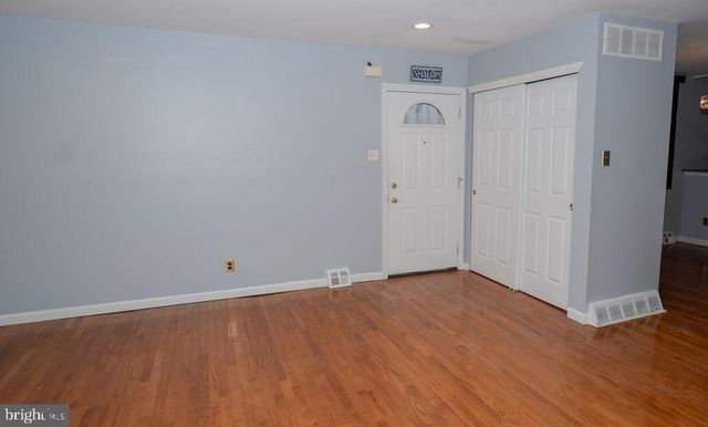 9957 SANDY RD, Philadelphia, PA 19115