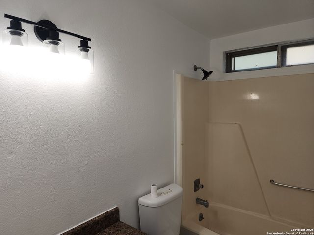 4163 Freestone, San Antonio, TX 78222