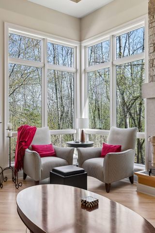 23171 Woodland Ridge Drive, Lakeville, MN 55044