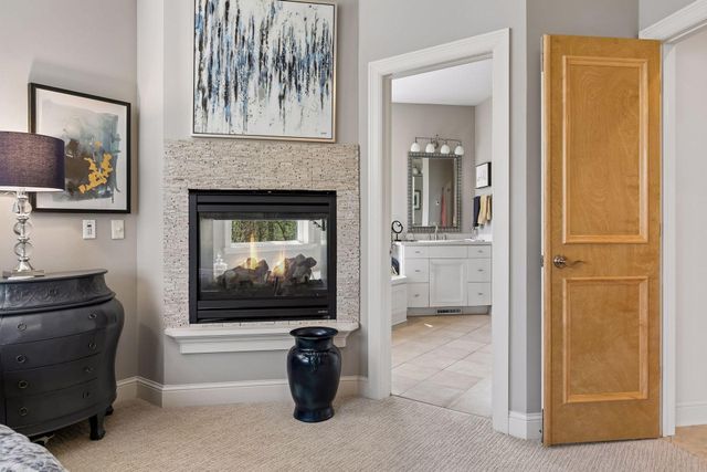 23171 Woodland Ridge Drive, Lakeville, MN 55044