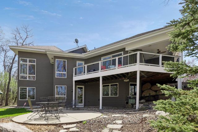 23171 Woodland Ridge Drive, Lakeville, MN 55044