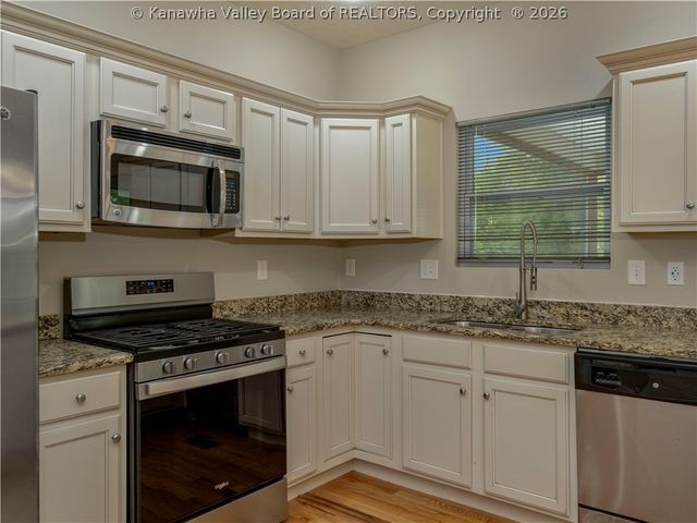 39 Anchors Cove, Charleston, WV 25302