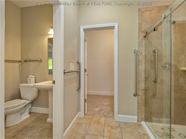 39 Anchors Cove, Charleston, WV 25302