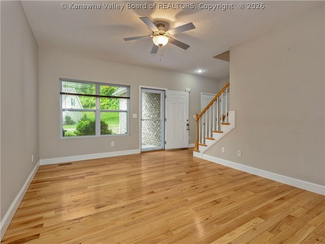 39 Anchors Cove, Charleston, WV 25302