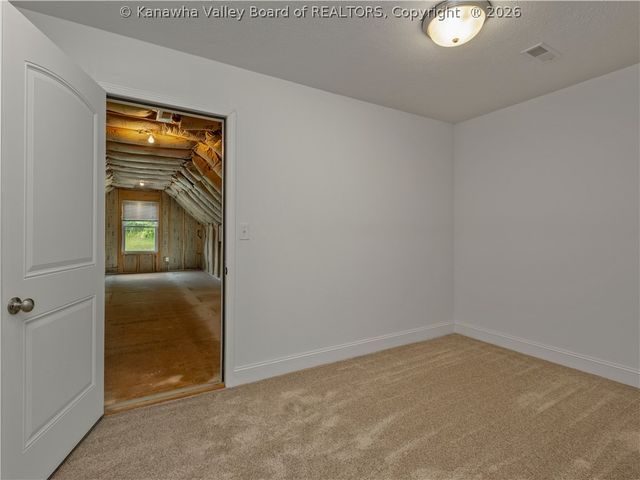 39 Anchors Cove, Charleston, WV 25302