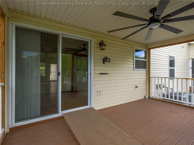 39 Anchors Cove, Charleston, WV 25302
